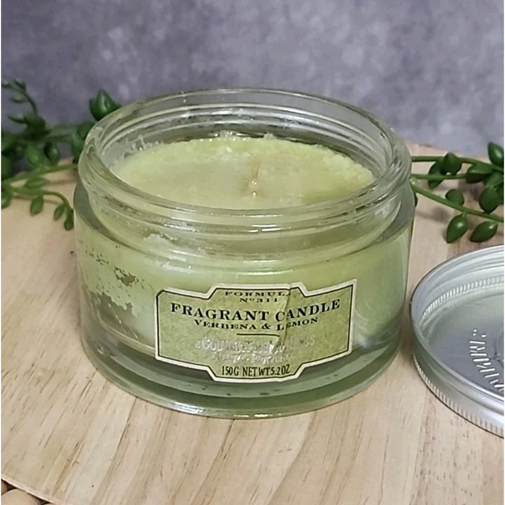 Le Couvent Des Minimes Verbena & Lemon No. 311 Fragrant Candle Glass‎ 5.2 Oz